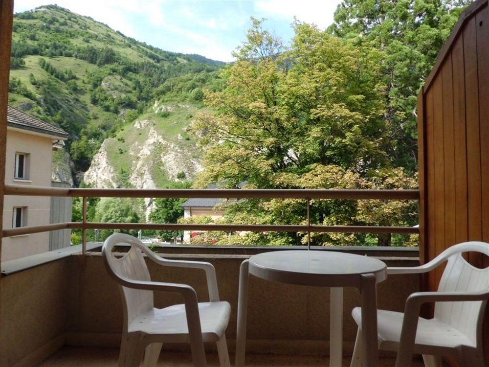 Le Grand Chalet - Le Studio Brides-les-Bains Exterior photo